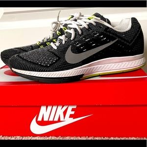 Men’s Nike Zoom Structure Running Shoes